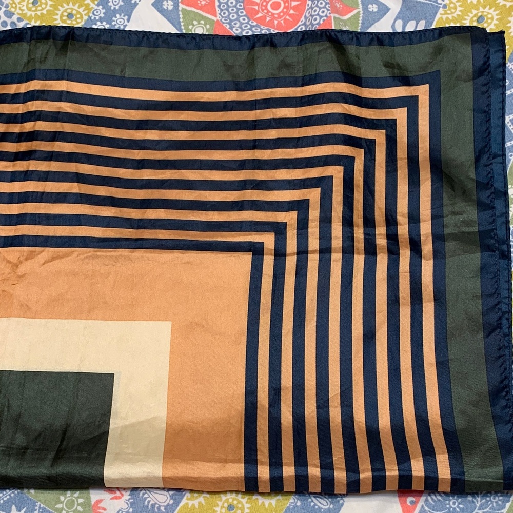 70’s Geometric Neutral Print Scarf in Navy, Goldish-Tan, and Forest Green - Picture 6 of 8